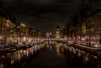 typies amsterdam, a great city with those Amsterdam canals, brilliance