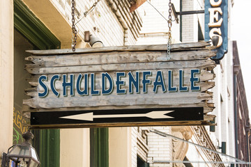 Obraz premium Schild 279 - Schuldenfalle