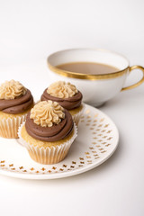 Cupcakes and coffee