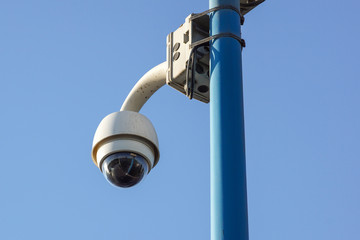 Security camera detects the movement of traffic.