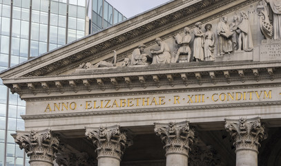 Fototapeta premium Architectural detail in the City of London