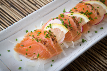 japanese salmon tataki with ponzu sauce