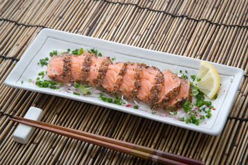 japanese salmon tataki with ponzu sauce