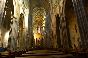 Innenansicht Veitsdom auf der Prager Burg