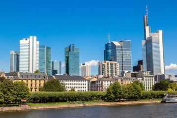 Fototapeta na wymiar Financial district in Frankfurt