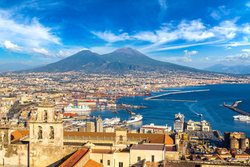 Naples et le Vésuve en Italie
