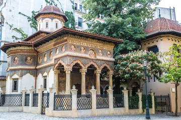 Fototapeta na wymiar Stavropoleos monastery in Bucharest