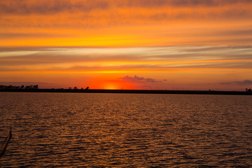 Naklejka premium Sunrise on the lake. Sunset on the lake.