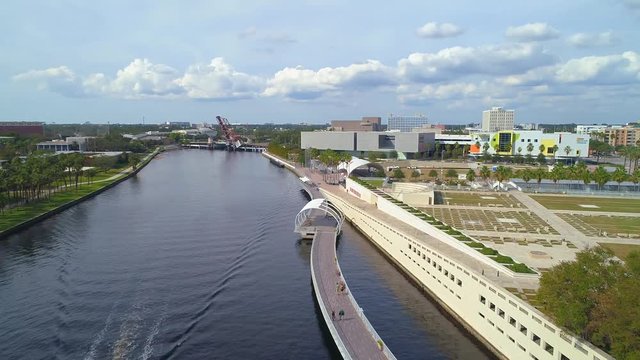 Curtis Hixon Waterfront Park Tampa aerial 4k 60p
