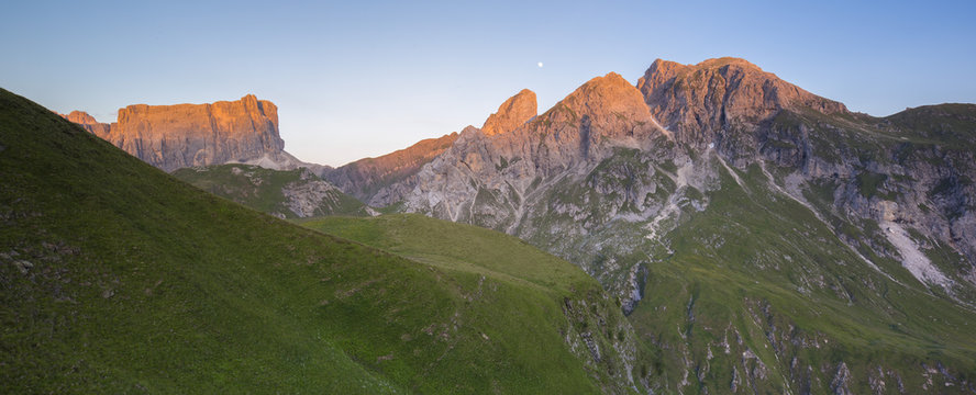 Lastoi de Formin, Torre Dosso, Cernera Mount at sunset from Giau Pass, Cortina d'Ampezzo, Dolomites, Italy