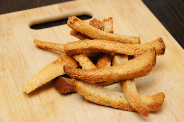croutons of rye bread