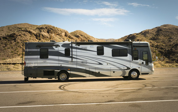 Self-propelled recreational vehicle parking in the desert