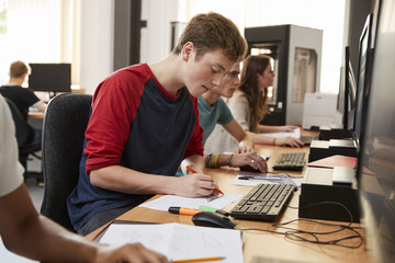 Design Students Working On Computers In CAD/3D Printing Lab