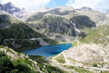 Naklejka na ściany i meble panorama lago montagna azzurro rocce natura