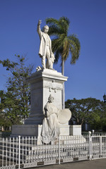 Fototapeta premium Statue of Jose Marti in Jose Marti park. Cienfuegos. Cuba