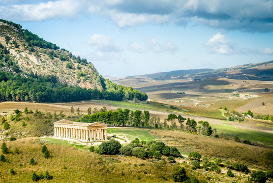 Segeste temple, Sicily, Italy