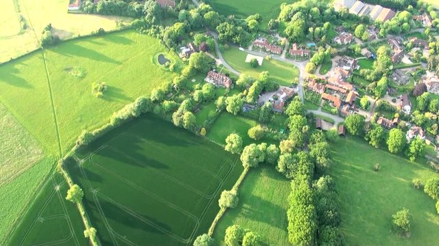 Aerial view of Buckinghamshire Landscape / Aerial view of Buckinghamshire Landscape - United Kingdom - Hot air balloon aerial videography