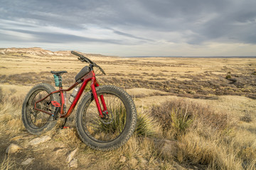 Fototapeta na wymiar fat mountain bike on a trail in northern Colorado