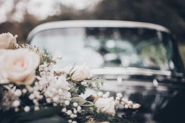 Cadillac Blumenstrauss Hochzeit Wedding Car
