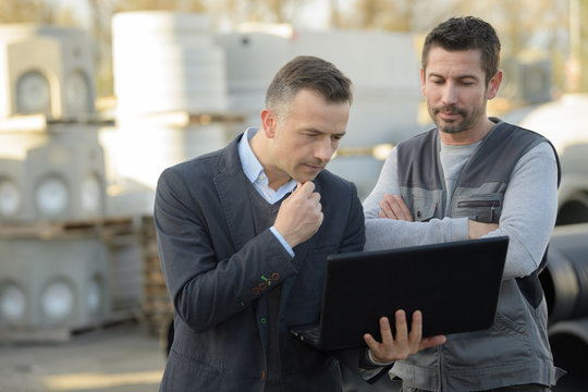 marketing director showing the advertisement on the web