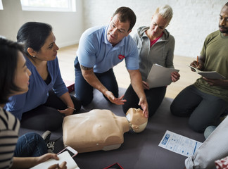 CPR first aid training class - obrazy, fototapety, plakaty