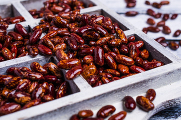 Raw pure speckled kidney beans