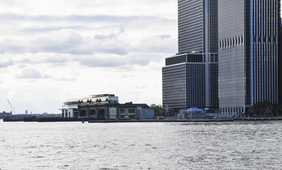 Fototapeta na wymiar New York Skyline, Staten Island Ferry, New York, New York