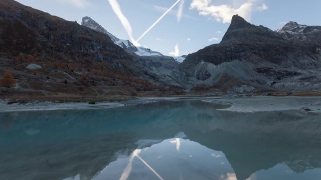 Timelapse Val d'H&eacute;rens, Ferp&egrave;cle (Valais, Alpes Suisse)