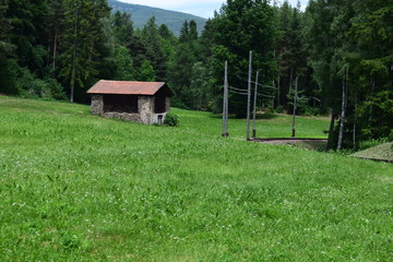 włochy, góry, krajobraz, zieleń, domek © Marcin