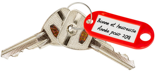 Bonne et heureuse année pour 2018 sur clés de maison avec anneau porte-étiquette 