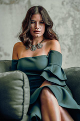brunette Schönheit auf Model