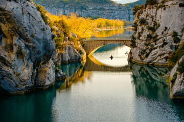 Les Gorges du Verdon, lac de Quinson en automne. France, Provence.