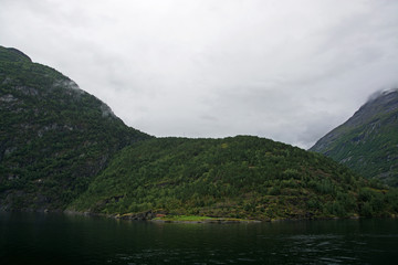 Fototapeta na wymiar Hellesylt, More og Romsdal, Norwegen