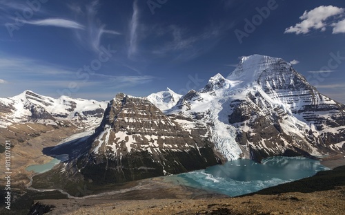 Mount Robson and Berg Lake, Canadian Rockies загрузить
