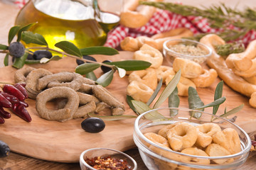 Italian taralli. 