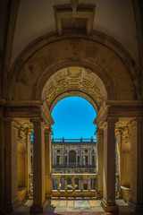 Obraz na płótnie Canvas El convento de Cristo de Tomar es uno de los monumentos históricos más importantes de Portugal y ha estado en la lista de patrimonio mundial de UNESCO desde 1983.