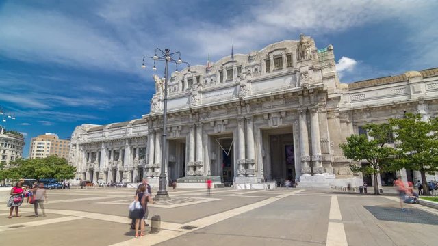 Front view of Milan antique central railway station timelapse hyperlapse.