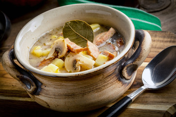 The sour soup made of rye flour.