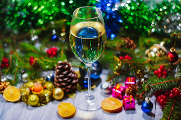 New Year's and Christmas decorations and drinks.