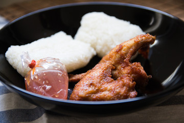 Roasted chicken wings with sticky rice
