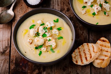 cauliflower cream soup with fried cauliflower and toasts