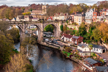 Obraz premium Jesień w Knaresborough, Wielka Brytania