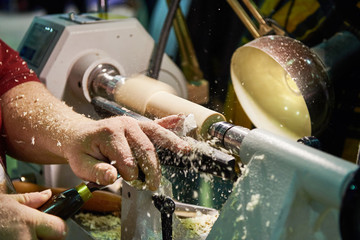 Woodworking on lathe