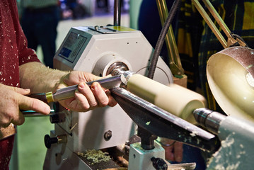 Woodworking on lathe