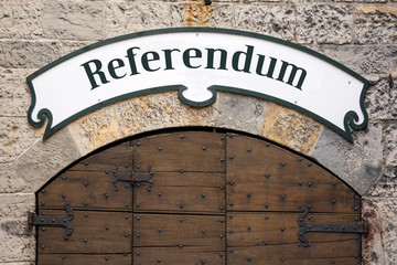 Schild 245 - Referendum