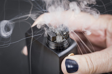  mechanical vaporizer in the middle of steam