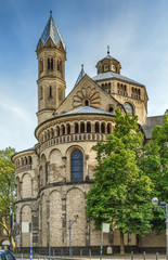 Fototapeta na wymiar Basilica of the Holy Apostles, Cologne, Germany