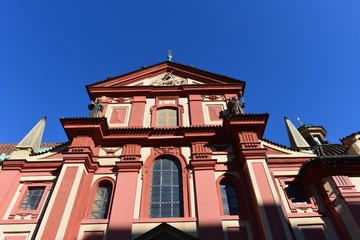 Fototapeta na wymiar Eingang Kloster St. Georg (Prag)