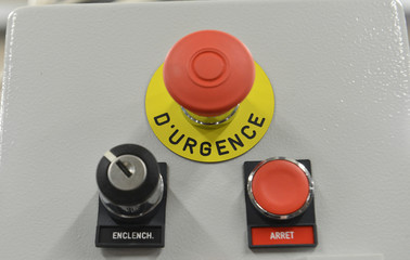 Electricite cable energie prise fournisseur electrabel elia lampiris nucleaire coupure maison...