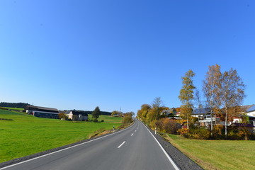 Staatsstraße 2180 bei Röslau im bayerischen Fichtelgebirge